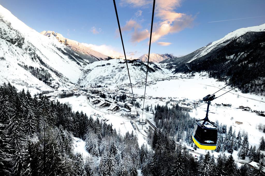 Montana Lodge & Spa, By R Collection Hotels La Thuile Exterior photo